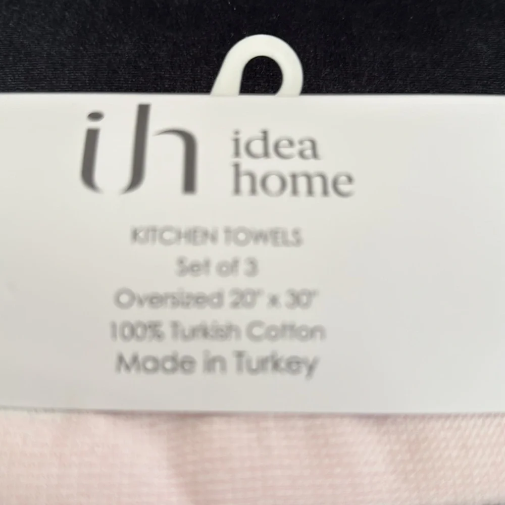 Idea Home Kitchen Towels Size Oversized 20” x 30” Color Light Pink White Gray